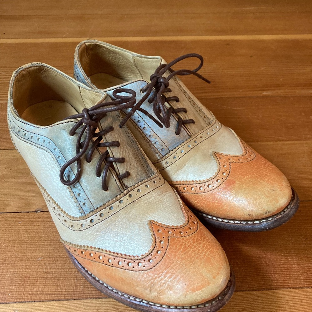 Classic Two-Tone Leather Brogues